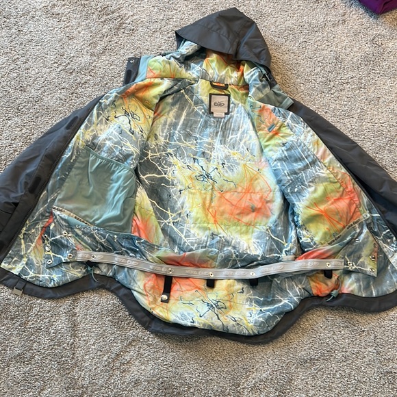 Nike Snow Jacket - Picture 3 of 5